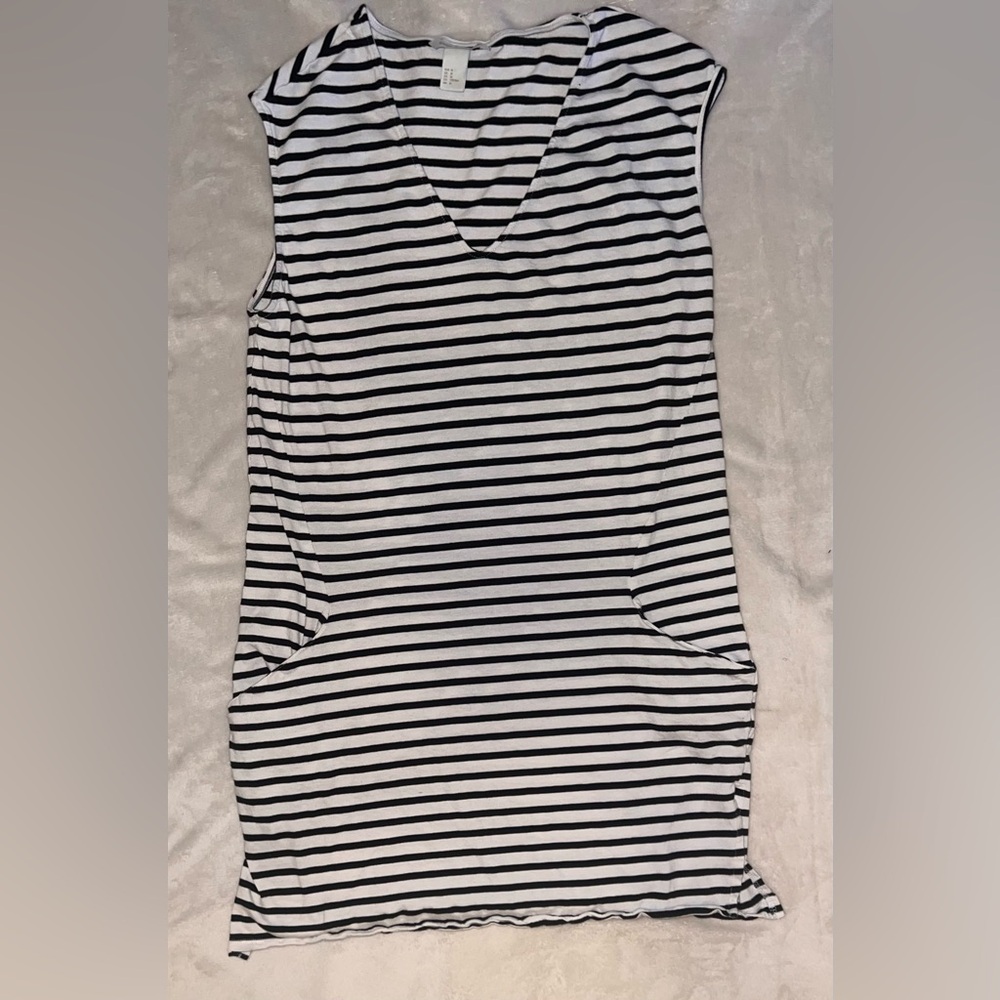 H&M Monochrome Striped Top